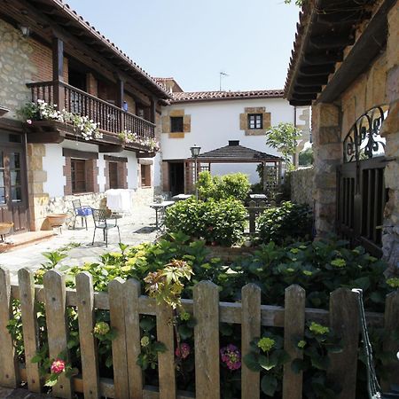Apartamentos Camino Del Norte Cóbreces Екстериор снимка