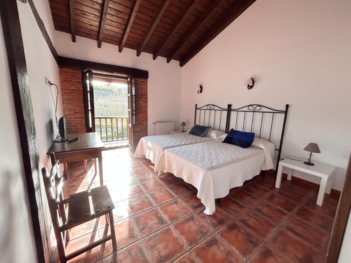 Apartamentos Camino Del Norte Cóbreces Екстериор снимка